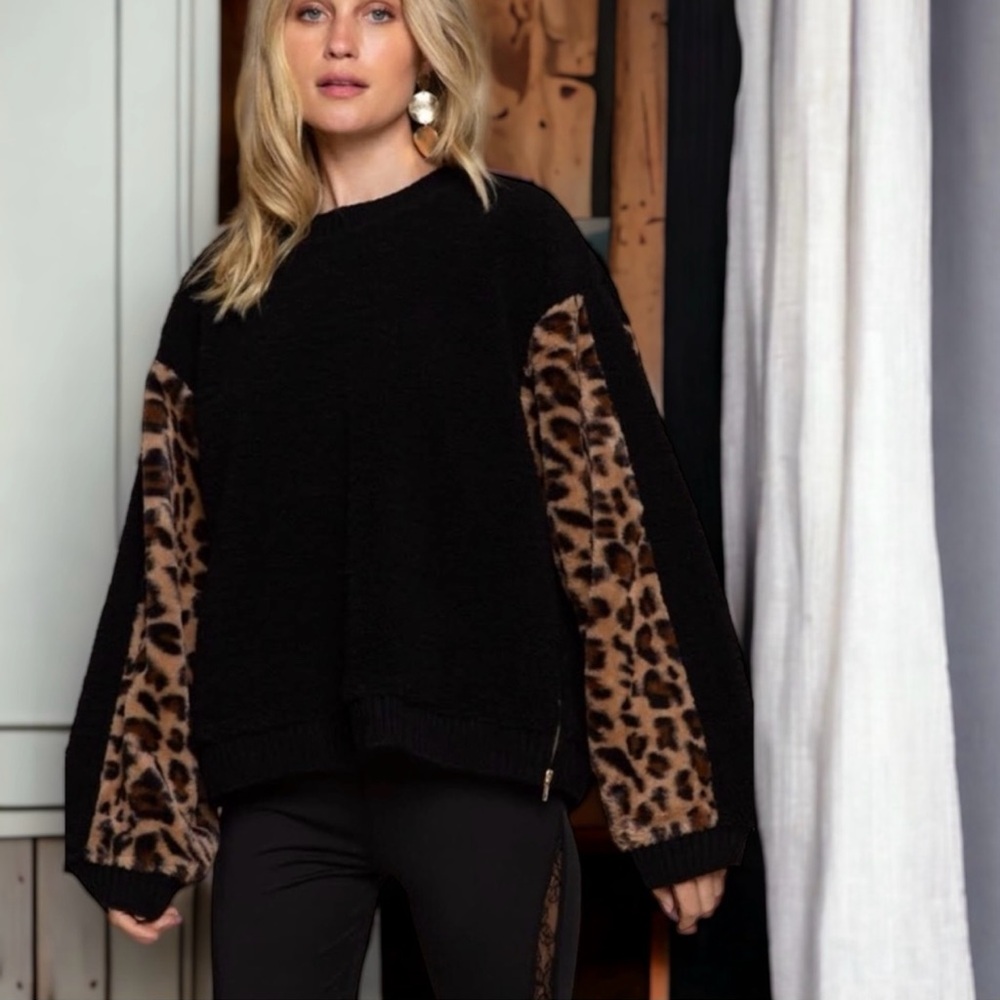 POL Leopard Print Sleeve Sherpa Hoodie